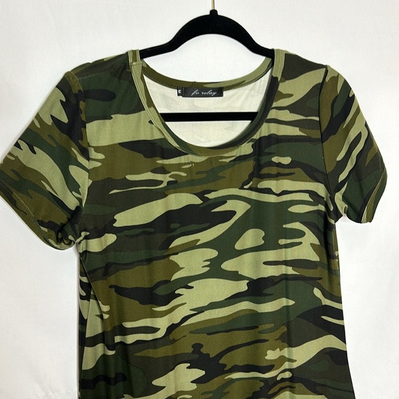 Short Sleeve Camo T-Shirt Dress - Picture 2 of 6